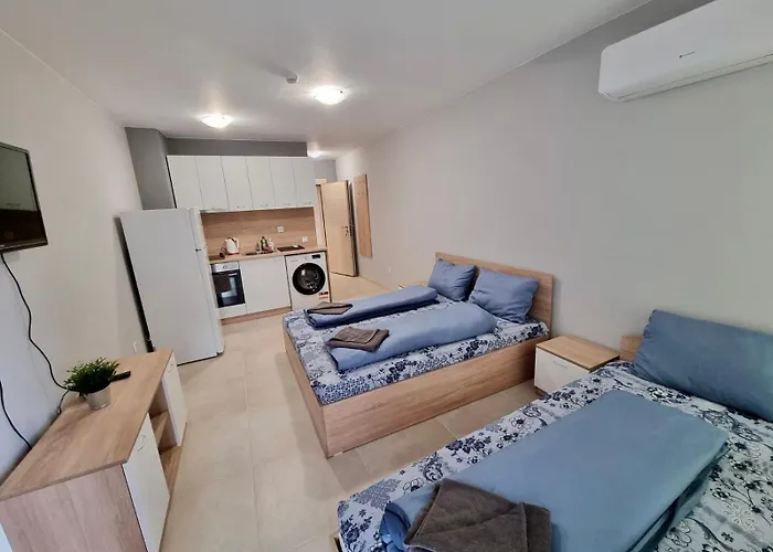 Best Family Apartments & Parking
